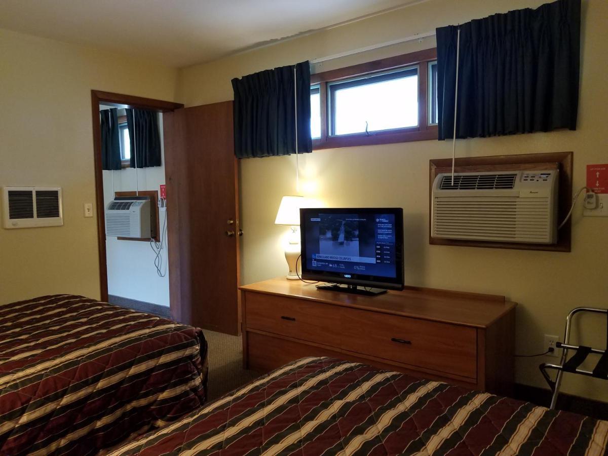 Black Hawk Motel & Suites Висконсин Делс Экстерьер фото