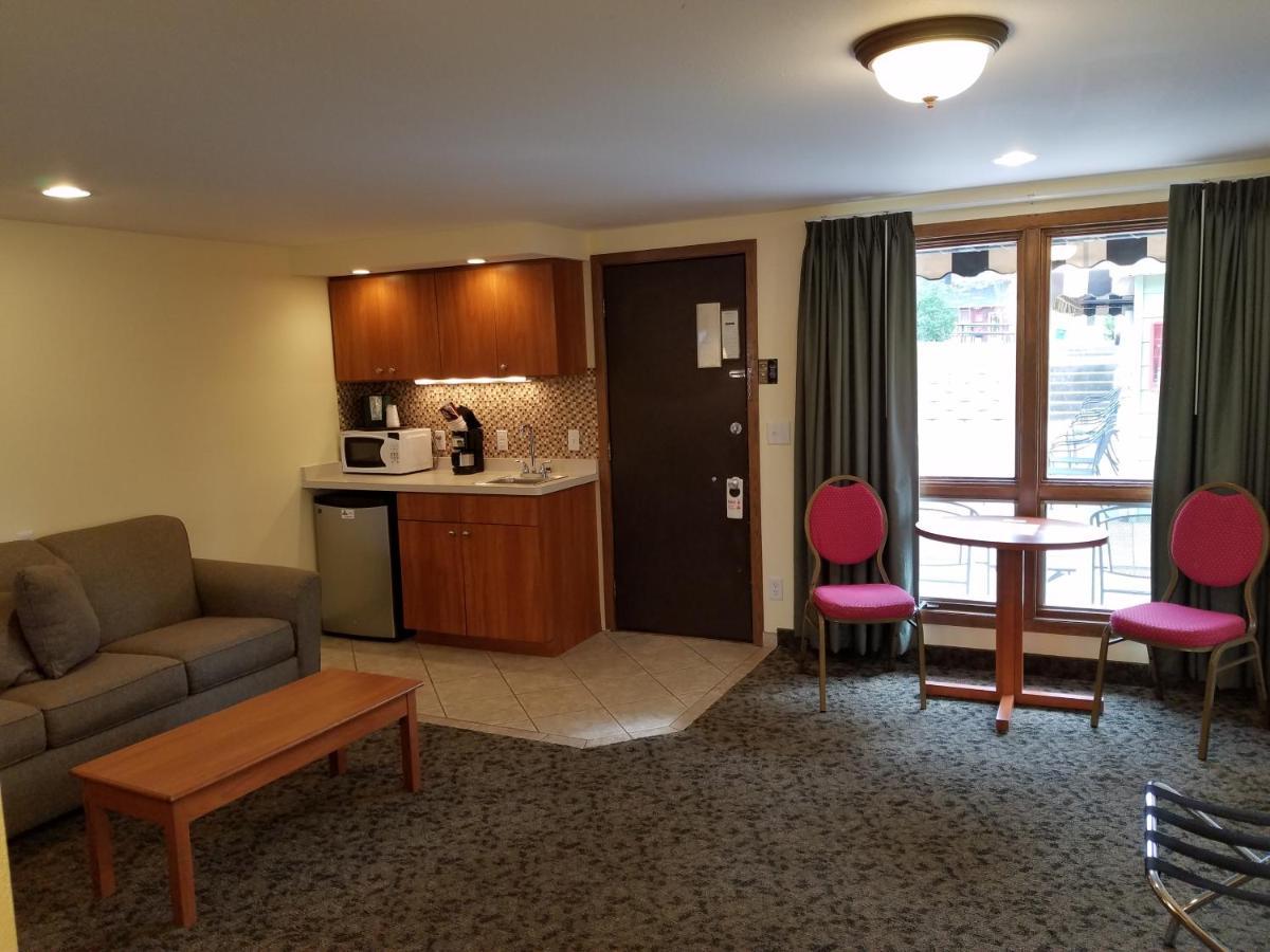 Black Hawk Motel & Suites Висконсин Делс Экстерьер фото